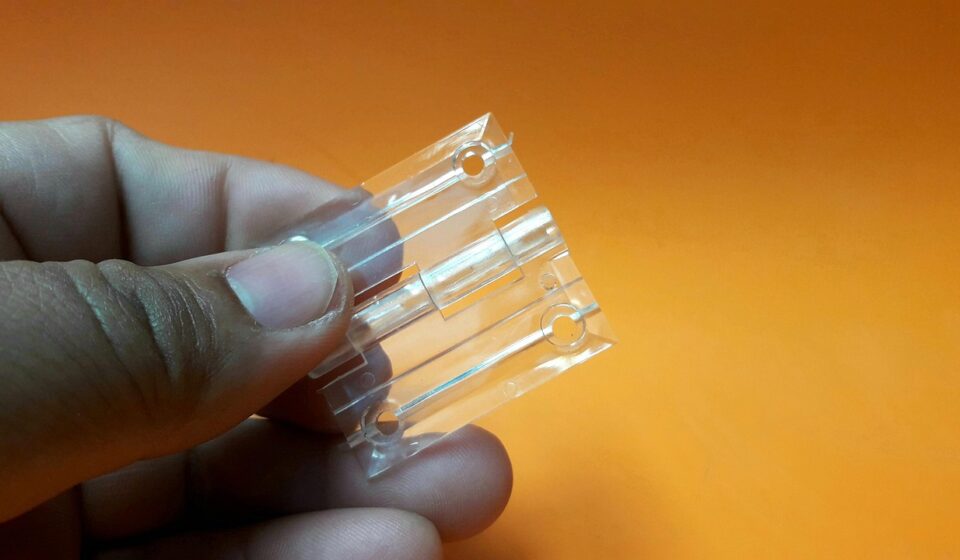 hinge, transparent, white, acrylic, crystal, art, bright, glass, decoration, diamond, decor, decorate, design, edinaldo this, decorative, while, high-quality polycarbonate, injection, fed, vaco formico, ptg, polyethylene, collage, an orange background, meadows