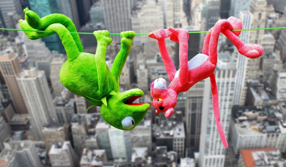 the pink panter, plush toys, kermit, high ropes, height, hang, kermit, kermit, kermit, kermit, kermit