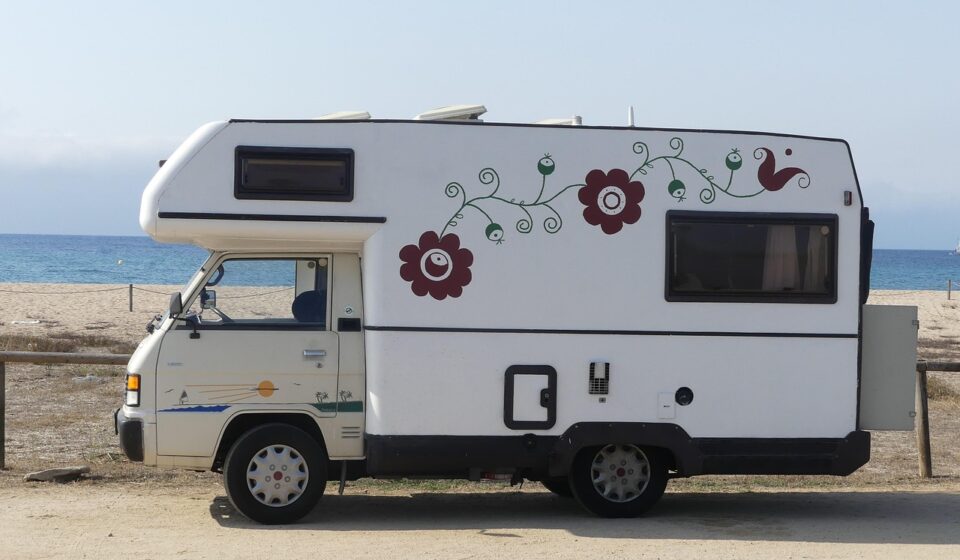 vehicle, nature, travel, outdoors, rv, beach, summer, mitsubishi