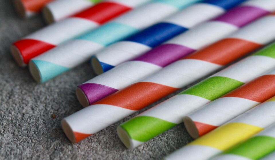 environmentally friendly, straw, straws, beverage, summer, drink, food, refreshment, juice, paper, nature, paper straw, paper straws, environment, straw ban, recycle, recyclable, reuse, reduce