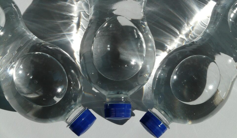 bottles, plastic bottle, bottle, sparkling water, water, nature, transparent, lid, blue, tight, drink, carbonic acid, quiet, refreshing, refreshment, lie, air bubble, horizontally, closure, screw cap, close, three, domestic animal, polyethylene terephthalate