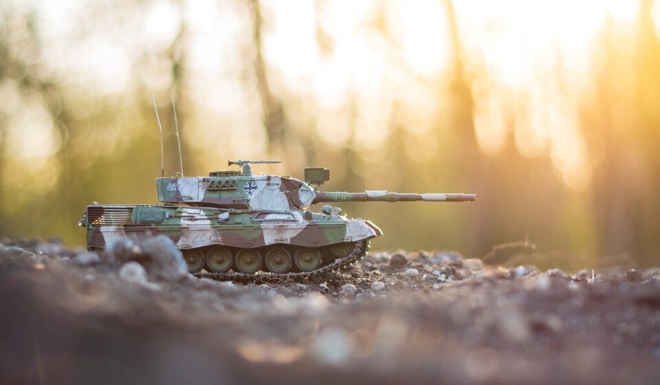 leopard 1, tank, german, armed forces, modelling, miniature, hobby, handcraft, plastic, military, heller, eve, sunset, outdoors, nature, gravel, scale model, bundeswehr