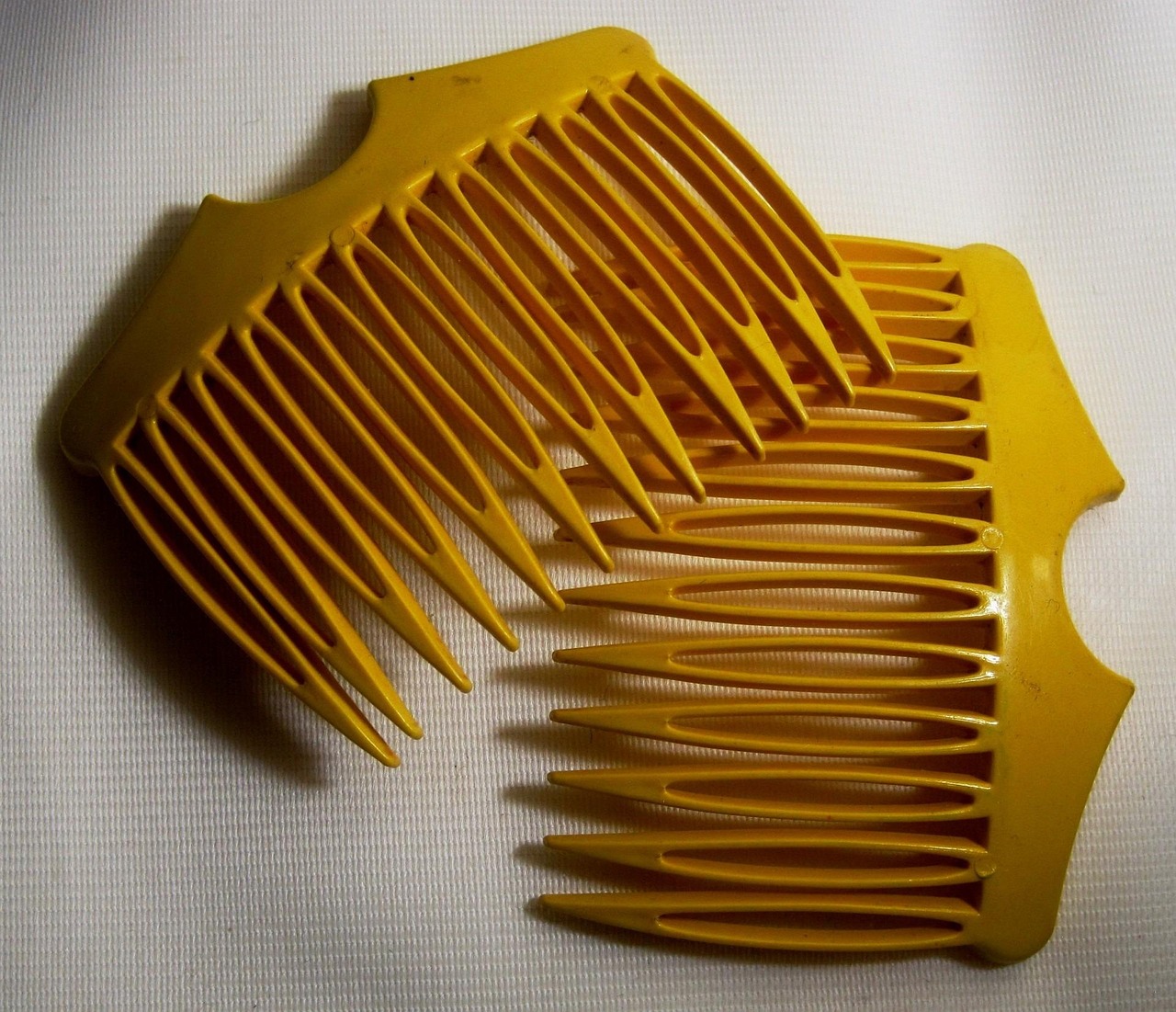 combs, hair, yellow, plastic, accessory, comb, hairstyle, salon, fashion, care, brown care