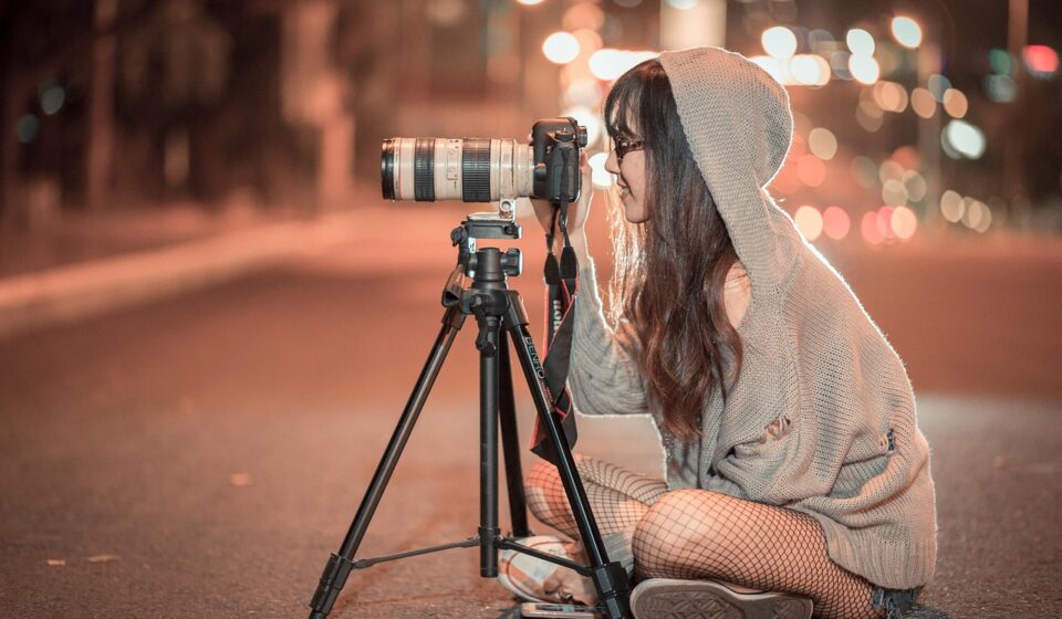 night, camera, photographer, photo, picture, outdoors, urban, canon, shooting, woman, girl, tourist, brown city, brown camera, brown night, camera, camera, camera, camera, camera, photographer, photographer, photo, girl